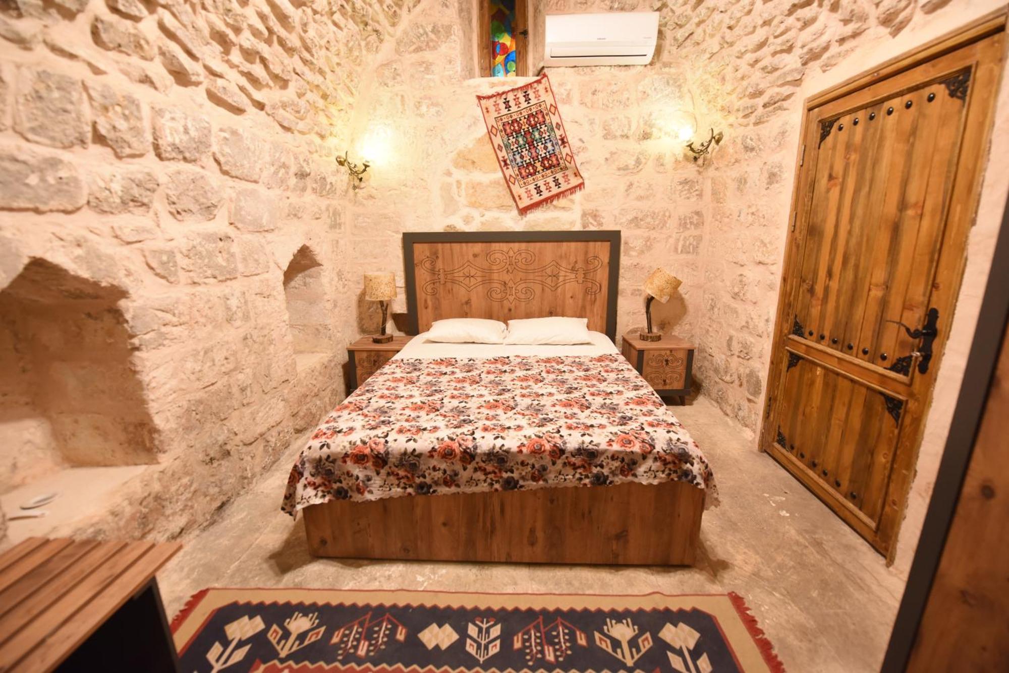Artuklu Kervansaray Hotel Mardin Buitenkant foto